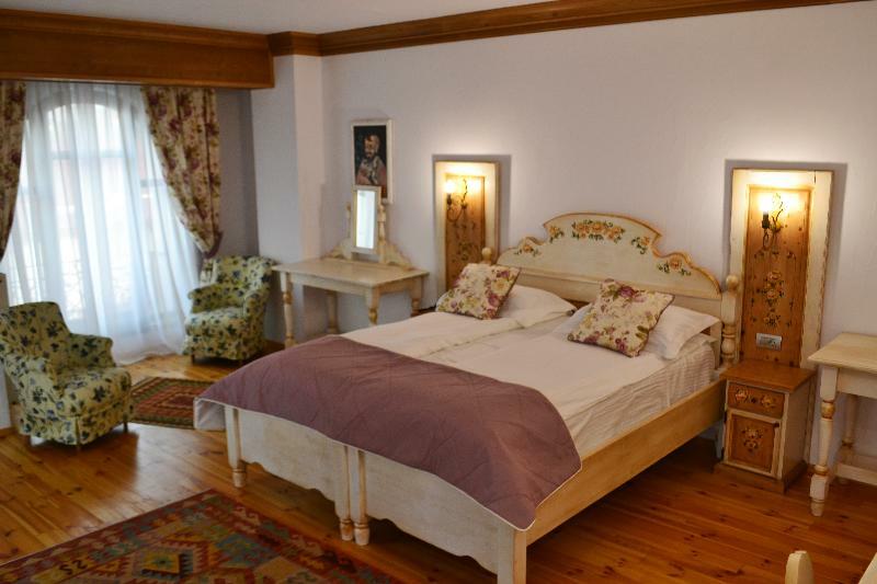 Casa Comana Boutique Hotel Bucarest Extérieur photo